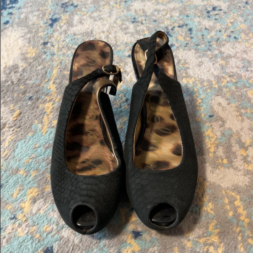 Sam Edelman black peep toe heels